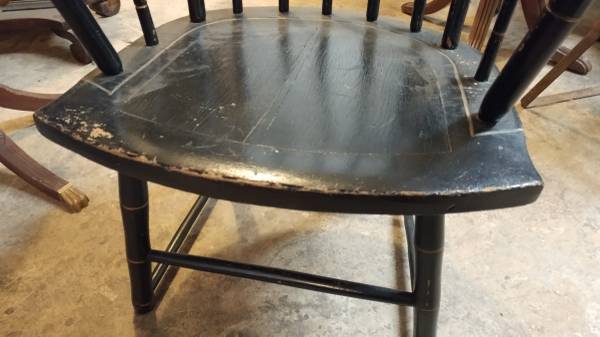 Antique Windsor Chair – Great Condition – Painted Details Antique Windsor Chair – Great Condition – Painted Details – Beautiful – Long Valley Traders - Antique Windsor Chair – Great Condition – Painted Details