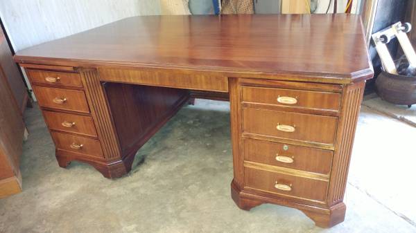 Vintage Drexel Heritage Executive Desk Solid Mahogany Lrg 6