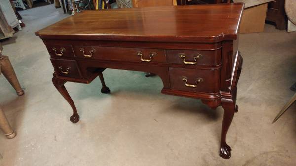 Solid Mahogany Claw Foot Desk โ Writing Or Reception Desk โ Long 00X0X_48vk40OQSsN_600x450 - Solid Mahogany Claw Foot Desk โ Writing Or Reception Desk โ Long