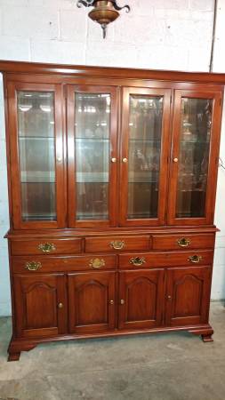 Henkel Harris Solid Cherry Book Case China Cabinet So Nice