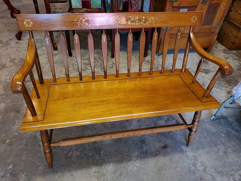 Hitchcock Riverton Harvest Deacons Bench Used Beautiful Bench