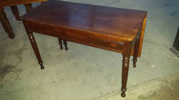 Antique Mahogany Banquet Table Single Drop Leaf Beautiful