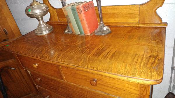 Antique Oak Vanity Dresser Tiger Large Mirror Beautiful Antique Oak Vanity Dresser Tiger Large Mirror Beautiful