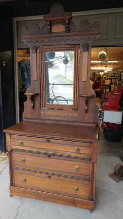 Beautiful Large Victorian Walnut, Walnut Dresser With Mirror