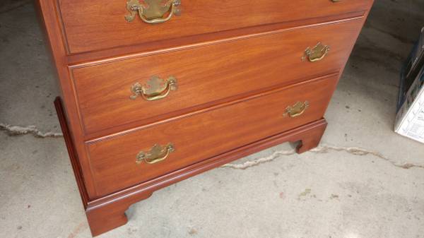 Henkel Harris Small Dresser Chest 4 Drawer Solid Black Cherry Henkel Harris Small Dresser Chest 4 Drawer Solid Black Cherry Wood 00q0q Lhybwhjcrag 600x450