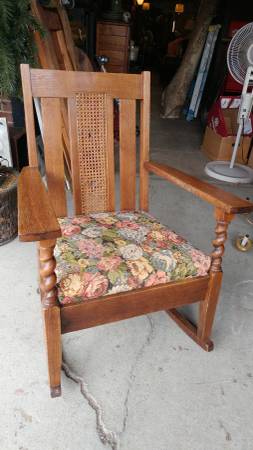 Antique Mission Early 1900 S Oak Rocking Chair Beautiful Antique Mission Early 1900 S Oak Rocking Chair Beautiful