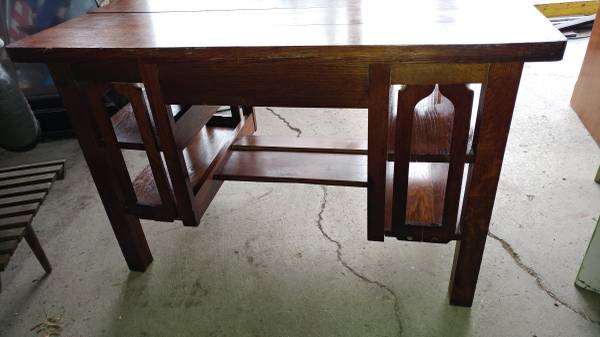 Antique Mission Arts And Crafts Solid Oak Desk – Early And Nice Antique Mission Arts and Crafts Solid Oak Desk – Early and Nice! 00v0v_jvBWwykcVD7_600x450. ; - Antique Mission Arts And Crafts Solid Oak Desk – Early And Nice