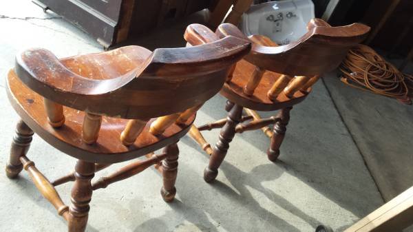 2 English Pub Chairs Solid Thick Wood Very Attractive