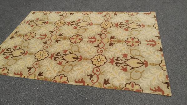 Pier 1 Wool Area Rug 8 X 5 Used, Pier One Area Rugs