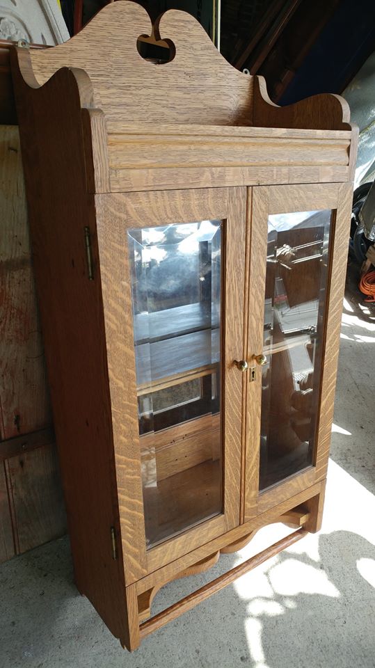 Beautiful Large Antique Medicine Cabinet Solid Tiger Oak