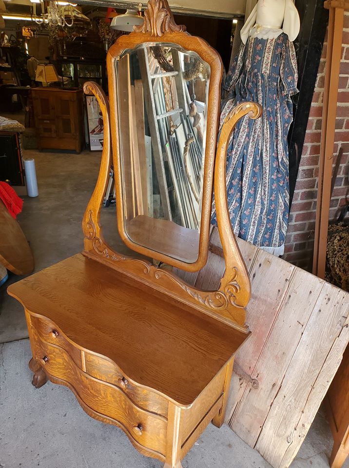 Antique Oak ladys Dresser Low w/ Lrg Mirror Claw Feet WOW Long