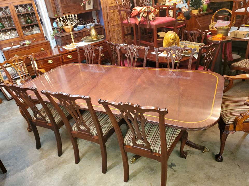 mahogany dining room