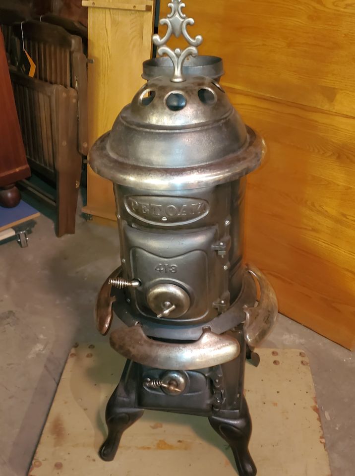 Antique Parlor Stove Excellent Condition Ready to use Long Valley