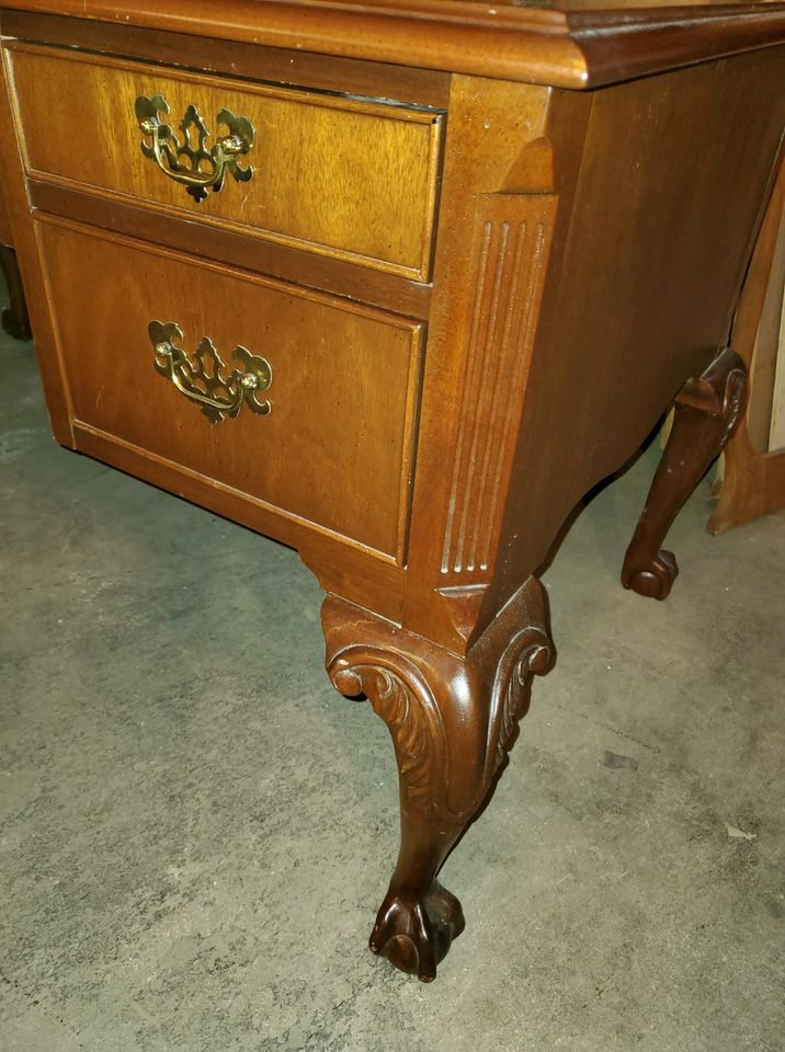 Hekman Executive Desk Mahogany Leather Top Claw Foot desk