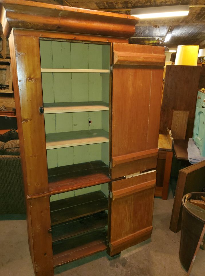 Antique primitive Tall Cabinet - Pine - Excellent storage ...
