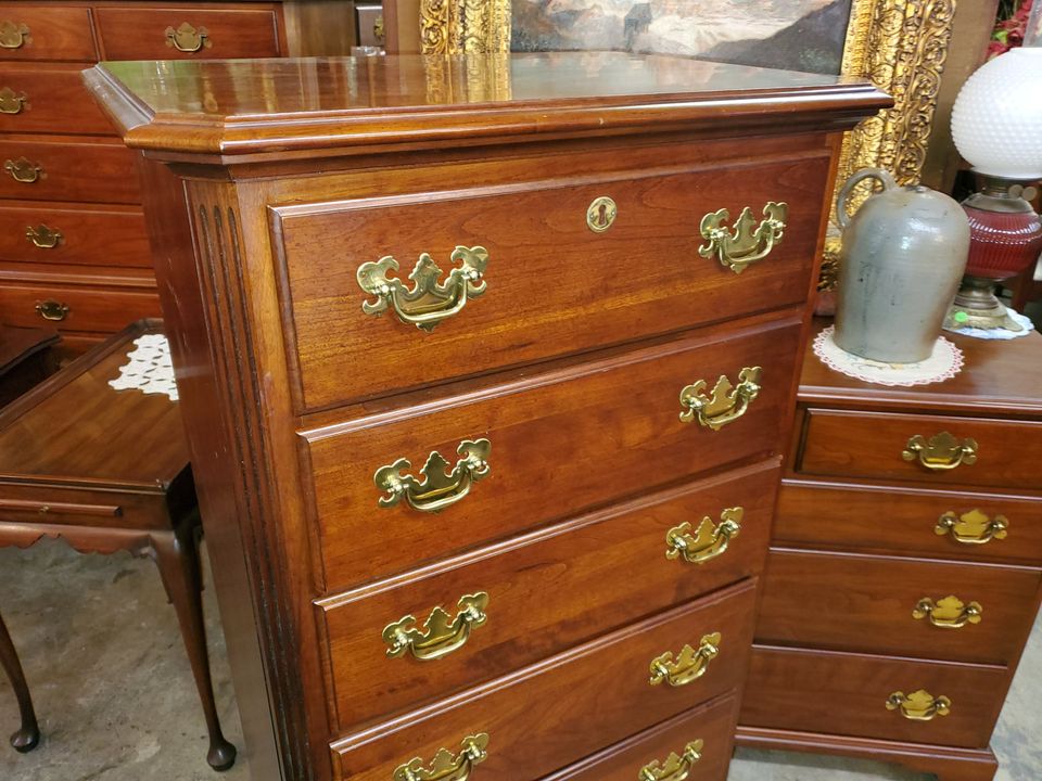 Kincaid Furniture Lingerie Dresser Chest Cherry Wood Well Made