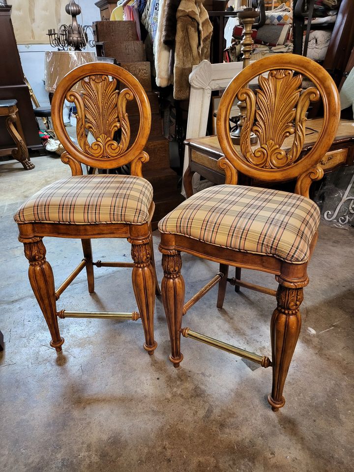 2 Pulaski Solid Wood Bar Stools High End Designer well made Long Valley Traders